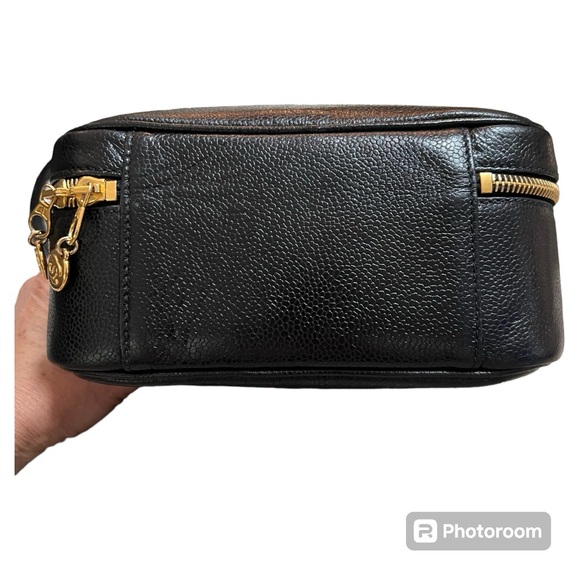 CHANEL Vintage lunchbox vanity bag case circa 1997 black caviar gold hardware - Picture 9 of 13